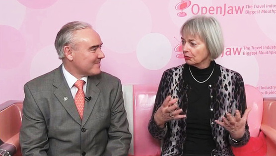 Eamonn Ferris , directeur exploitation de VAC et Suzanne Christie d'Openjaw.com Eamonn Ferris , directeur exploitation de VAC et Suzanne Christie d'Openjaw.com