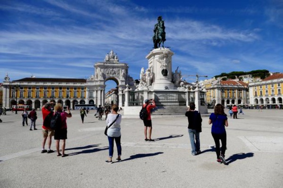 Place du Commerce Place du Commerce