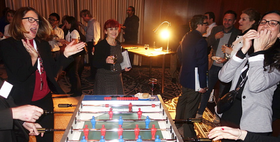 Le baby foot a fait un carton au grand plaisir de Marie-Andrée Boucher d'Atout France Le baby foot a fait un carton au grand plaisir de Marie-Andrée Boucher d'Atout France