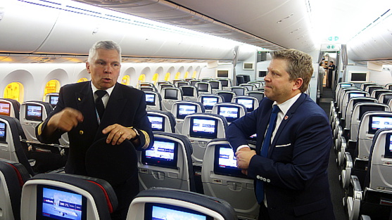 Air Canada régale l'industrie à l'ombre de son Dreamliner Air Canada régale l'industrie à l'ombre de son Dreamliner