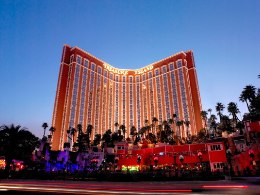 Accor arrive sur le Strip avec le Treasure Island – TI Las Vegas Hotel & Casino, Handwritten Collection Accor arrive sur le Strip avec le Treasure Island – TI Las Vegas Hotel & Casino, Handwritten Collection