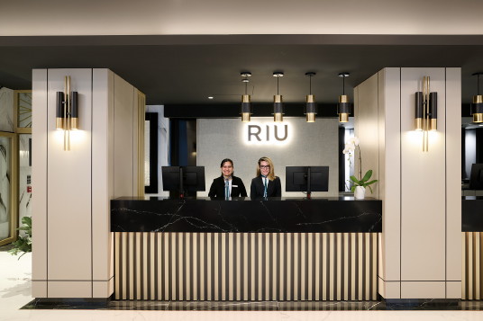 RIU ouvre son premier hôtel au Canada : le Riu Plaza Toronto