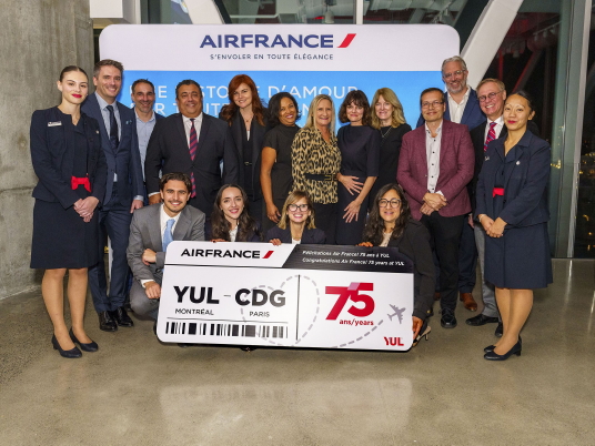 Air France célèbre les 75 ans de sa liaison Montréal-Paris Air France célèbre les 75 ans de sa liaison Montréal-Paris