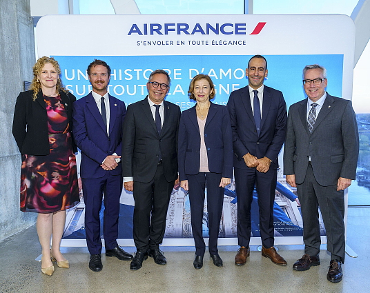 Air France célèbre les 75 ans de sa liaison Montréal-Paris Air France célèbre les 75 ans de sa liaison Montréal-Paris