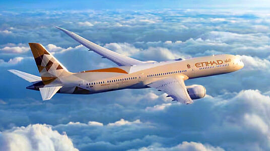 Etihad Airways franchit une étape importante avec 300 vols passagers quotidiens Etihad Airways franchit une étape importante avec 300 vols passagers quotidiens