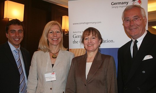 Christian Spaak, Responsable marketing Aéroports de Berlin, Kirsten Schmidt, Directrice relations publiques Tourisme Berlin  en A. du nord, Ulla Hennigs-Pfau, Directrice de l'office de tourisme de l'Allemagne au Canada et Hanns P. Nerger, President Touri