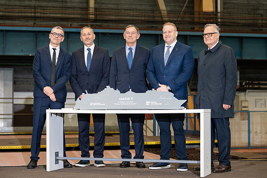 La construction du septième navire de classe Oasis de Royal Caribbean officiellement lancée La construction du septième navire de classe Oasis de Royal Caribbean officiellement lancée