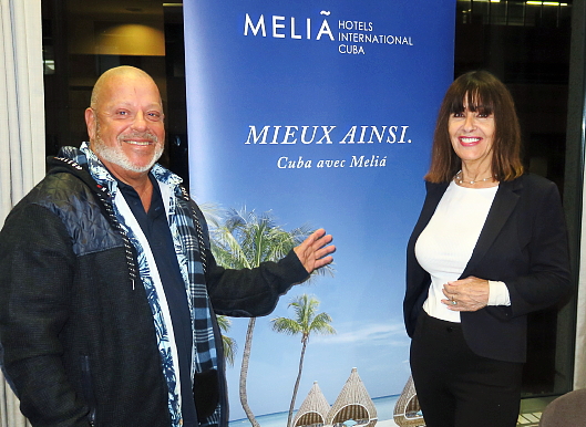 le ministre du Tourisme de Cuba donne officiellement le coup d’envoi de la saison hivernale à Montréal devant 150 invités lors de sa Fiesta Cubana!