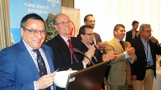William Delgado et S.E. José Moreira da Cunha, ambassadeur du Portugal au Canada ont bien apprécié leur rencontre avec l'industrie québécoise William Delgado et S.E. José Moreira da Cunha, ambassadeur du Portugal au Canada ont bien apprécié leur rencontre avec l'industrie québécoise