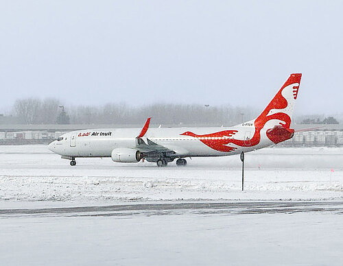 Boeing 737 800NG combi (Groupe CNW/Air Inuit)