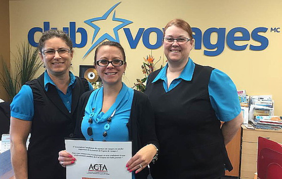 Club Voyage Raymonde Potvin, Chateauguay: de gauche à droite ,Chantal Cazelais, Cynthya Laparé-Labelle et Julye Charron Club Voyage Raymonde Potvin, Chateauguay: de gauche à droite ,Chantal Cazelais, Cynthya Laparé-Labelle et Julye Charron