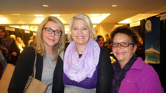 Isabelle St-Amand propriétaire d'Espace Voyage en compagnie des conseillères Veronic Côté et Sylvie Leclerc Isabelle St-Amand propriétaire d'Espace Voyage en compagnie des conseillères Veronic Côté et Sylvie Leclerc