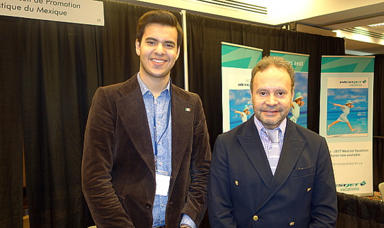Manuel Montelongo et un collaborateur du CPTM Manuel Montelongo et un collaborateur du CPTM