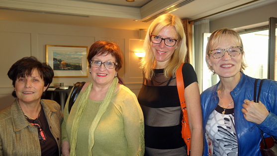 La région Wallonie-Bruxelles et Air Canada recevaient hier soir La région Wallonie-Bruxelles et Air Canada recevaient hier soir