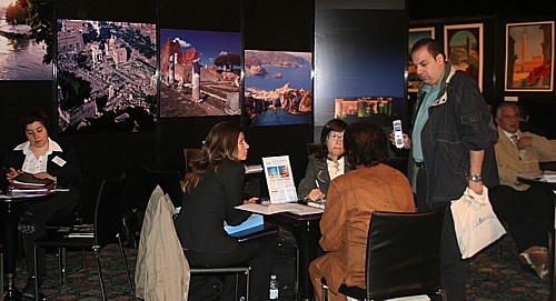 Dans le cadre d'Echo Italia, les participants pouvaient rencontrer des représentants des différentes régions italiennes. Dans le cadre d'Echo Italia, les participants pouvaient rencontrer des représentants des différentes régions italiennes.