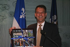 M. Ira Babin, Directeur du marketing pour l'office de tourisme de la Louisiane.
