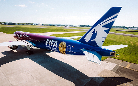 Qatar Airways dévoile la livrée spéciale FIFA et une expérience à bord sur mesure