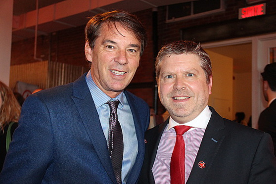 Yves Lalumière PDG de Tourisme Montréal et  François Choquette, directeur ventes spécialisées et Québec pour Air Canada Yves Lalumière PDG de Tourisme Montréal et  François Choquette, directeur ventes spécialisées et Québec pour Air Canada