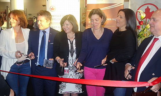 Sandrine Frih (mairie de Lyon) ; François Choquette (Air Canada) ; Christiane Beaulieu (ADM ); Armelle Tardy-Joubert (Atout France) ; Manon Gauthier (Ville de Montréal) et Jean Besson (Rhône Alpes).