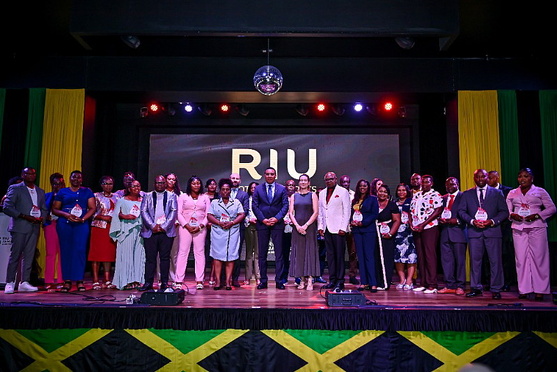 RIU célèbre son 25e anniversaire en Jamaïque lors d'un gala mémorable