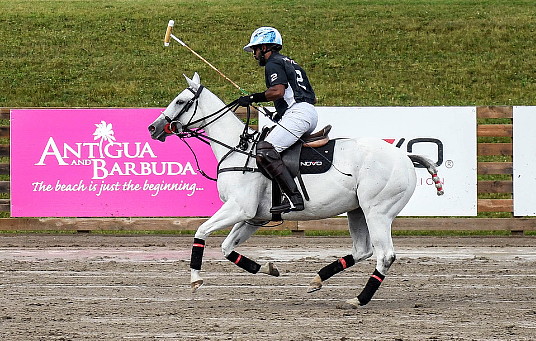 Antigua-et-Barbuda soutient les soins cardiaques grâce au partenariat « Polo For Heart »