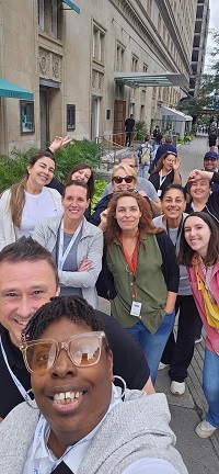 voyages travelbrands amasse 10 000 $ pour SickKids  lors de sa marche annuelle