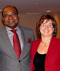 Edmund Bartlett ministre du Tourisme de la Jamaïque et Louise Paquette qui représente la Jamaïque au Québec ( archives)