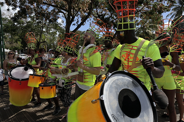 Avec les nouveaux épisodes de sa série Web Travel Basecamp, Transat propose de découvrir la Martinique et Sainte-Lucie hors des sentiers battus! Avec les nouveaux épisodes de sa série Web Travel Basecamp, Transat propose de découvrir la Martinique et Sainte-Lucie hors des sentiers battus!