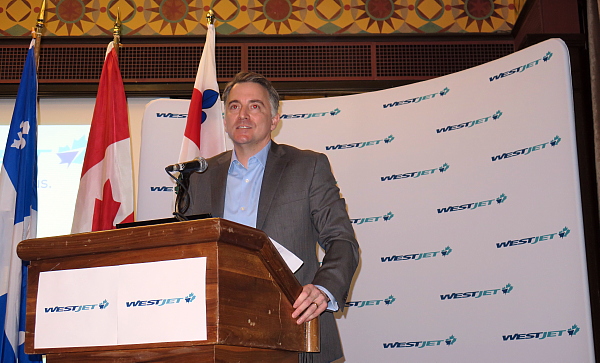 Louis Saint-Cyr, vice-président aéroports de Westjet Louis Saint-Cyr, vice-président aéroports de Westjet
