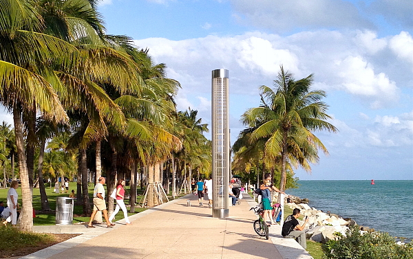 La promenade de « South Point » à SoFi (South of fith)