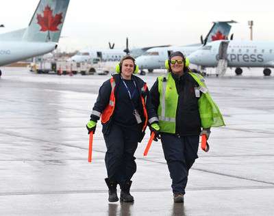 Aspirer aux plus hauts sommets : Air Canada salue son personnel féminin à l'occasion de la Journée internationale de la femme Aspirer aux plus hauts sommets : Air Canada salue son personnel féminin à l'occasion de la Journée internationale de la femme