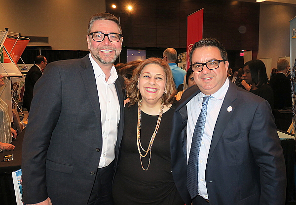 Phil Blain de Voyages CAA, Nathalie Tanious et Frank De Marinis de TravelBrands Phil Blain de Voyages CAA, Nathalie Tanious et Frank De Marinis de TravelBrands