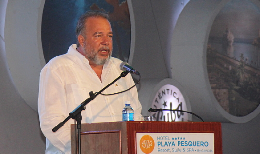 Le Ministre du tourisme de Cuba, Manuel Marrero Cruz,  lors de sa conférence à l'inauguration officielle du FIT Cuba 2017.