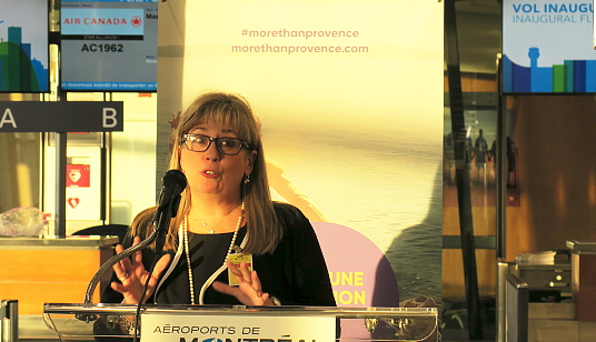 Lucille Guillemette, chef des affaires commerciales d'Air Canada Lucille Guillemette, chef des affaires commerciales d'Air Canada