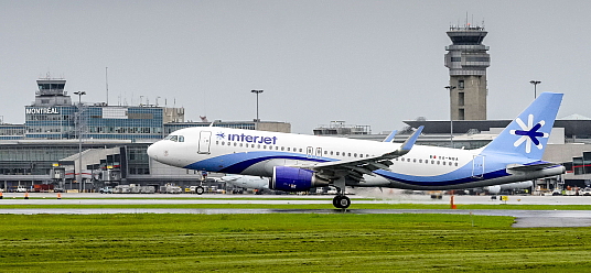 Interjet célèbre le nouveau service aérien entre Montréal et le Mexique. Le nouveau service sans escale reliera Montréal à Mexico et à Cancun pour les voyageurs d'affaires et de loisir. (cr.photo : ADM)
