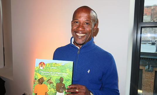 Gilbert Larose créateur du parc La Savane des Esclaves et auteur de la bande dessinée best seller : L'histoire de la Martinique des Arawaks à l'abolition de l'esclavage.