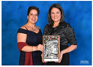 Mme Chantal Durocher, directrice développement des affaires de Desjardins Entreprises Mauricie, et Mme Sylvie Myre