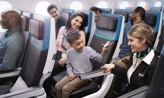 WestJet présente en première mondiale son Dreamliner « L'esprit du Canada » WestJet présente en première mondiale son Dreamliner « L'esprit du Canada »