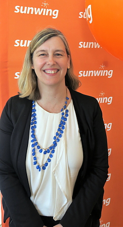 Marie-Josée Carrière, directrice marketing du Groupe de Voyages Sunwing