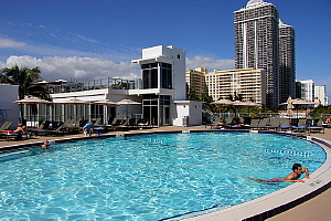 L'hôtel Eden Roc Miami Beach: changement de direction et rénovations (reportage)