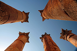 Le temple d'Artémis, le plus important du site, comme en témoignent la taille et la hauteur de ses colonnes.