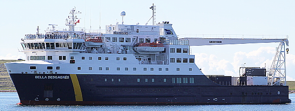 Le tout nouveau N/M Bella Desgagnés (2013), navire de passagers et de marchandise. (Groupe CNW/Coopérative Voyages CoSte)