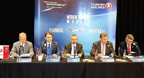 Michel Leblanc, président et chef de la direction de la Chambre de commerce du Montréal métropolitain; Tuncay Babali, Ambassadeur de la Turquie au Canada; Ismail Gerçek, membre du conseil d'administration de Turkish Airlines; James C. Cherry, PDG d'Aéroports de Montréal et Çagatay Erciyes, Ambassadeur, Organisation de l'Aviation Civile Internationale de l'ONU (OACI) Michel Leblanc, président et chef de la direction de la Chambre de commerce du Montréal métropolitain; Tuncay Babali, Ambassadeur de la Turquie au Canada; Ismail Gerçek, membre du conseil d'administration de Turkish Airlines; James C. Cherry, PDG d'Aéroports de Montréal et Çagatay Erciyes, Ambassadeur, Organisation de l'Aviation Civile Internationale de l'ONU (OACI)