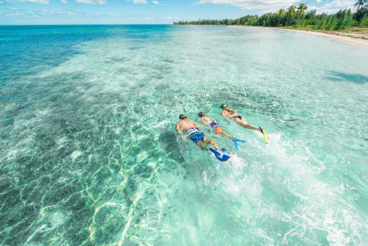 Sunwing rappelle à ses clients pourquoi on est mieux aux Bahamas avec la reprise des vols d’hiver vers Freeport, Grand Bahama