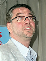 Phil Blain, directeur développement produits internationaux de V.A.C. Phil Blain, directeur développement produits internationaux de V.A.C.