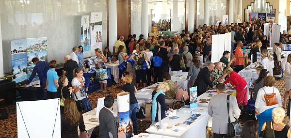 Lancement à Laval des académies 2014-20145 de Vacances Transat et Nolitours Lancement à Laval des académies 2014-20145 de Vacances Transat et Nolitours