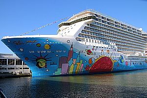 Visite de navires de Norwegian Cruise Line à New York avec Tours Chanteclerc  Visite de navires de Norwegian Cruise Line à New York avec Tours Chanteclerc