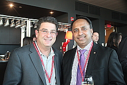 Jeff Eisenhart, vp Loisir, ventes et marketing MGM Resorts, et Vijay Bathija, vp commercial Air Canada Rouge.