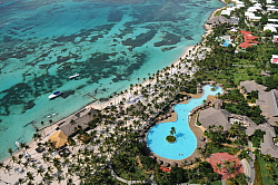 Club Med et le Cirque du Soleil s’unissent et présentent REACTIVE, une expérience de cirque unique pour les clients Club Med et le Cirque du Soleil s’unissent et présentent REACTIVE, une expérience de cirque unique pour les clients