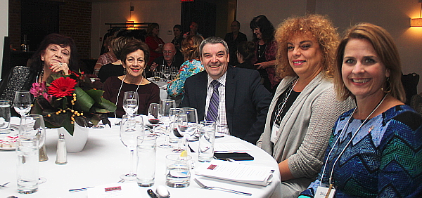 Andrée Haykal (Carlson Wagonlit Voyages Paco), Dorothy Yelin (Voyages Concierge Deluxe), David Griffin (Griffaction), Daniela Caputo (DC) et Meg Gould (directrice ventes et tourisme pour Dallas CVB)